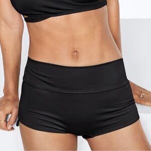 Victoria's Secret PINK GYM TO SWIM SHORTIE